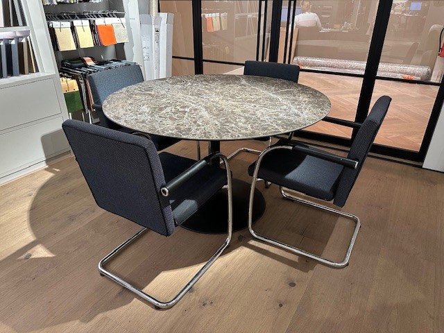 Eetkamertafel in keramiek Model Essence